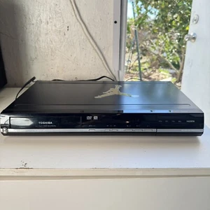 Toshiba D-KR10 DVD-Recorder, HDMI, DVD-RW/R +RW/R (ohne Fernbedienung) - Bild 1 von 3
