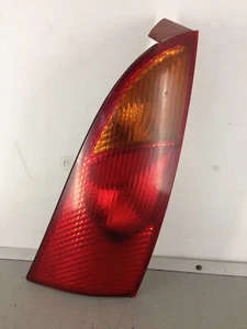 Ford Focus (2001) 1.8 D 66KW 5P Rücklicht Rechts XS4X13404 - Bild 1 von 4