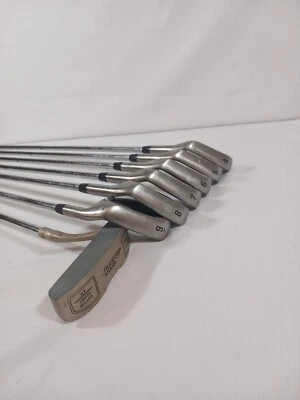 Juego de 7 palos de golf putter Tiger Shark Iron 4 Thru 9 Plus Foto 1 de 4