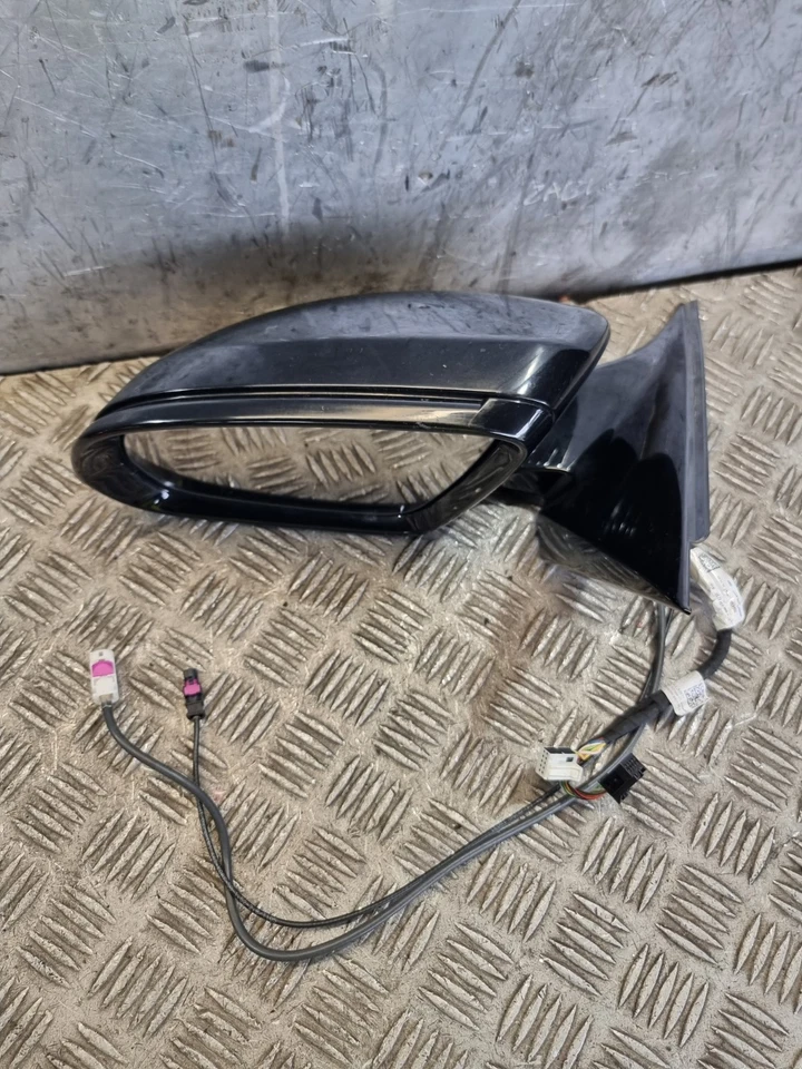 MERCEDES E220 ESTATE WING MIRROR WITH CAMERA E1041385 FRONT LEFT W213 2.0L 2017 - Image 1 of 4