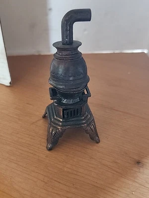 Durham Industries Item #5473 Doll Furniture Metal Pot Belly Stove - Image 1 of 4