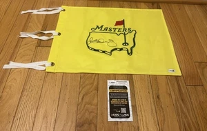 BANDERA DE GOLF RORY MCILROY FIRMADA MASTERS SIN FECHA PRUEBA DE CERTIFICADO DE AUTENTICIDAD JSA 2025 GANADOR PGA - Imagen 1 de 6