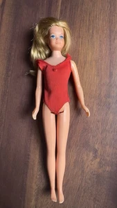 Vintage 1967 Growing Up Skipper Barbie Puppe Mattel Hong Kong rotierender Arm funktioniert LESEN - Bild 1 von 8