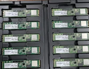 Samsung PM983 1.92TB M.2 NVMe SSD Gen3x4 22110 PCIe MZ-1LB1T90 State Solid Drive - Afbeelding 1 van 5