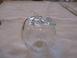 Princess House Crystal Apple ~ Hand Blown Crystal with  Exclusive Label  - Picture 1 of 9