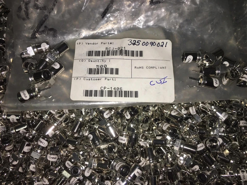 (LOTE DE 35 PIEZAS) RCJ-021, CUI, CONN RCA JACK MONO 3,2 MM PCB Foto 1 de 1