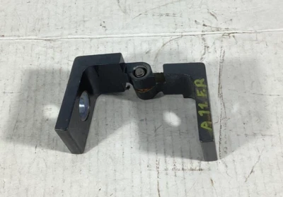 2007 - 2013 BMW X5 E70 Front Passenger Right Side Door Hinge 7068074 OEM . Foto 1 de 4