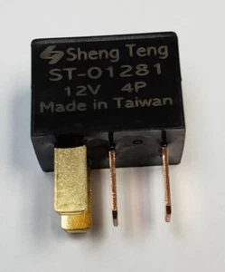 FOR Toyota AC Magnetic Clutch Relay 90987-02028 - Picture 1 of 3