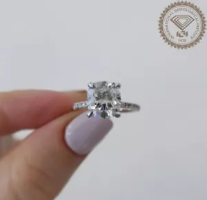 2 kt IGI-zertifizierter im Labor gezüchteter Diamant-Verlobungsring im Kissenschliff 14 K Weißgold - Bild 1 von 6