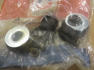 OEM # 12363305 GM General Motors AC DELCO OEM new WIPER MOTOR & TRANS MOUNT PKG - Picture 1 of 2
