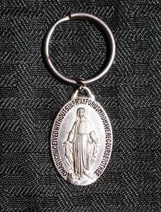Miraculous Mary Medaillon Schlüsselanhänger - Bild 1 von 2