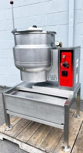 Vulcan (K12ETT) 12 Gallon Electric 2/3 Steam Jacketed Commercial Tilting Kettle - Picture 1 of 12