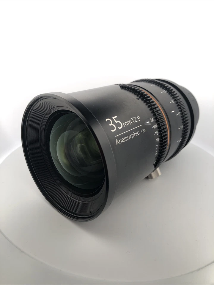 Great Joy T2.9 35mm 1.8x Anamorphic Lens PL + EF Mount - Photo 1/4