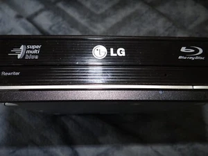 LG BLU-RAY REWRITER DVD BRENNER WH12LS38 5,25" - Bild 1 von 2