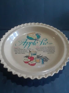 CERAMIC UNIVERSAL TRUMPS APPLE PIE DISH PLATE WITH RECIPE - Picture 1 of 5