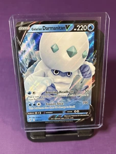 Pokémon TCG Galarian Darmanitan V Vivid Voltage 036/185 Holo Ultra Rare - Picture 1 of 2