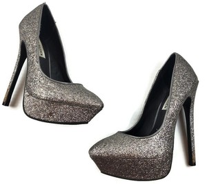 Las mejores ofertas en Zapatos de tacón para mujer plata Steve Madden | eBay