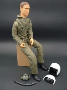 Warbird Pilots Scale-Pilot Modern Jet grün 1:3,5/1:3 - Bild 1 von 9