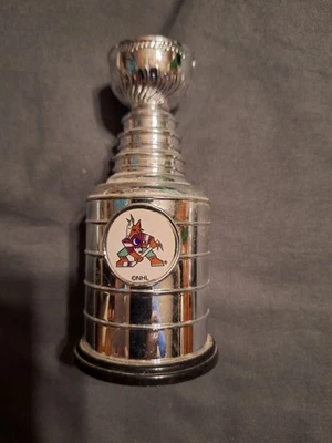 Labatts Blue Mini NHL Stanley Cup Phoenix Arizona Coyotes 4.25" - HOCKEY  - Image 1 of 2
