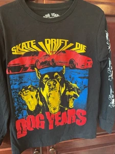 PEQUEÑA Camiseta Perro Años Manga Larga Para Hombre Negra Grunge Doberman Skate Drift Die - Imagen 1 de 6