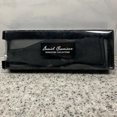 Pajarita Daniel Cremieux Black Signature Collection en embalaje original con etiqueta Foto 1 de 4