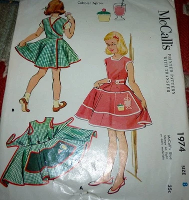 *LOVELY VTG 1950s GIRLS APPLIQUE APRON McCALLS Sewing Pattern 8 - Image 1 of 2