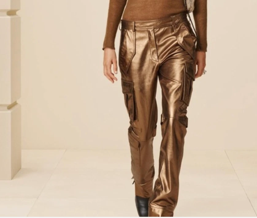 Pantalones cargo para mujer Zara SPRLS dorados metálicos marrones cuero genuino S 8 Foto 1 de 4