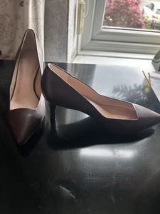 Braune Lederschuhe von M&S Collection mit 3,5" Absatz - Bild 1 von 3