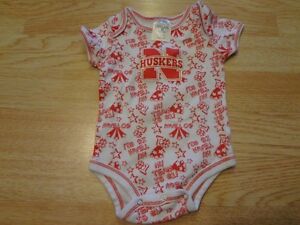 Infant/Baby Nebraska Cornhuskers 3/6 Mo Creeper (White) Rivalry Threads