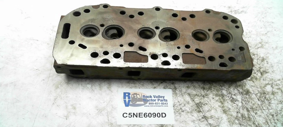 Cabezal-cilindro Ford usado C5NE6090D Foto 1 de 1