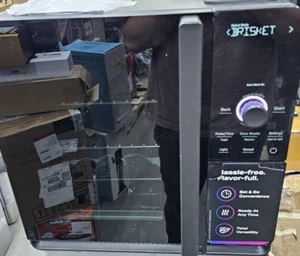 GE Profile Smart Indoor Pellet Smoker mit Rauchfilter in Schwarz - S&D LESEN (3) - Bild 1 von 7