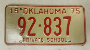 Placa de licencia de escuela privada Oklahoma 92-837 1975 - Imagen 1 de 1