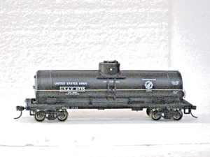 HO SCALE BACHMANN UNITED STATES ARMY 40' TANK CAR 17815 SILVER SERIES - Picture 1 of 3