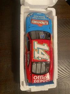 2011 Tony Stewart 14 El Monterey 1/24 Lionel Nascar Diecast 1/656 - Picture 1 of 2