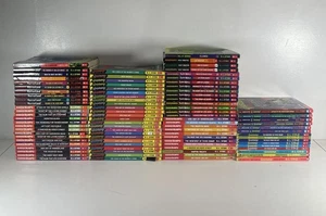Mixed Huge Lot of 91 Goosebumps Books RL Stine PB Horrorland, Slappy World - Imagen 1 de 6