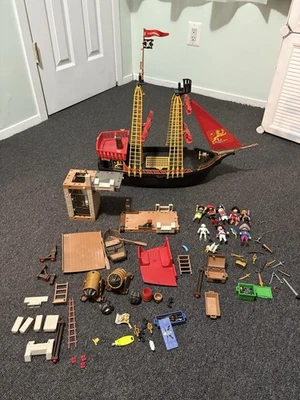 Vintage Lot Playmobil Geobra Blackbeards Pirate Ship 1978 Figures Guns Misc - Image 1 of 4