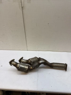 Convertidores catalíticos 2004-2006 para VW Touareg Porsche Cayenne V6 3,2 L flexión delantera Foto 1 de 3