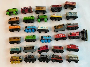 GEBRAUCH KONVOLUT Thomas & seine Freunde Holzeisenbahn Motoren Züge 31 Stück getragen - Bild 1 von 7