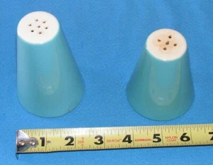 Vintage Light Blue and White Mid Century Modern Salt and Pepper Shakers - Picture 1 of 10