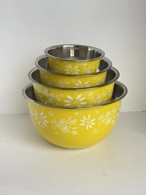 Temptations By Tara 金属堆叠嵌套 (4) 碗黄色带白色花卉 — 第 1/4 张图片