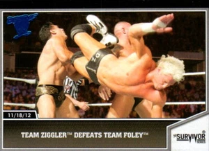2013 Topps Best of WWE Blue Parallel #62 Team Ziggler derrota al equipo Foley - Imagen 1 de 2