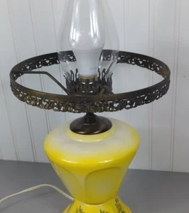 Tischlampe Vintage gelb Keramik florales Design Messing 10" Kugelgestell elektrisch - Bild 1 von 9