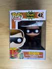 Funko Pop! Vinyl: DC Universe - Robin #42 + Pop Protector DAMAGED BOX