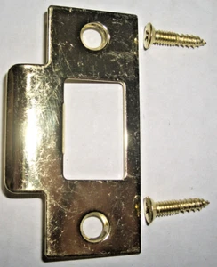 UNA PLACA DE GOLPE DE REPUESTO 2 3/4"" X 1 1/8"" USADA - Imagen 1 de 2