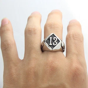 Neu Vintage Herren Edelstahl Silber Farbe Nummer 13 Totenkopf Biker Band Ring - Bild 1 von 8