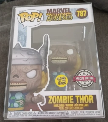 Zombie Thor FUNKO POP VINYL MARVEL ZOMBIES Glow in The Dark SE #787 + Protector - image 1 of 2