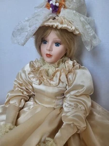 Muñeca Gibson Niña Vintage 22' Porcelana Rubia Ojos Azules Dorado Satinado Vestido Limitado - Imagen 1 de 17