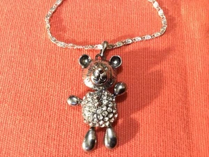 Collier fantaisie avec pendentif nounours - Picture 1 of 6