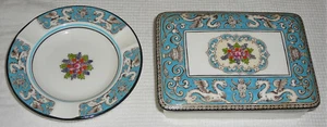 Wedgwood England 1960s vintage bone china cigarette box and ashtray - Picture 1 of 3