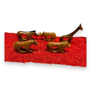 5er Set Serviettenringe handgeschnitzt bemalt Holz Tierform Zebra Giraffe - Bild 1 von 4